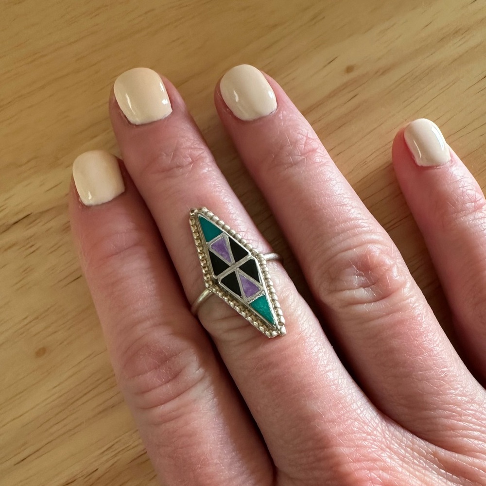 Geometric Silver Ring with Purple and Green inlay accents - Picture 4 of 14